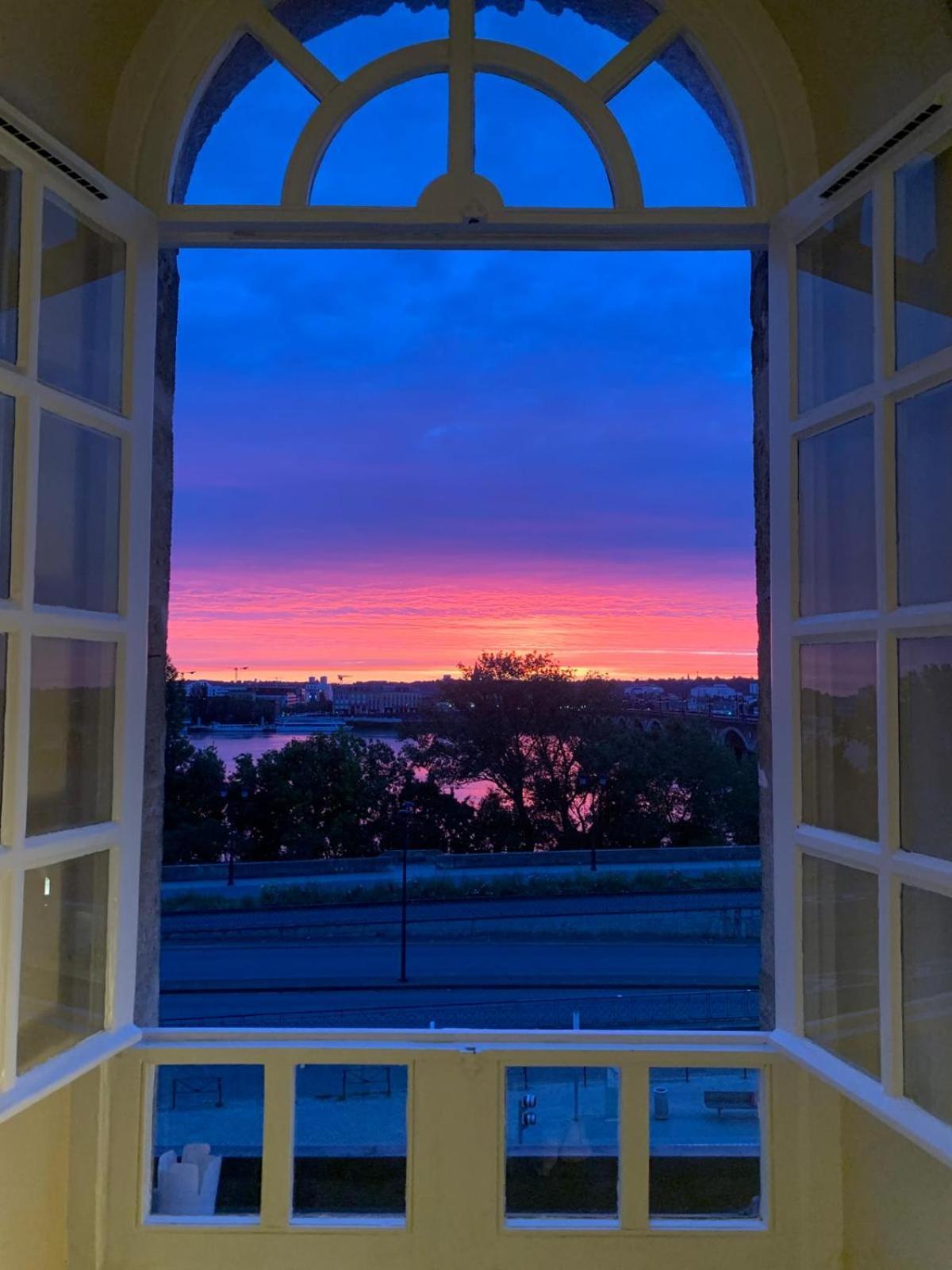 Le Richelieu - Magnifique Duplex Avec Une Vue Incroyable Бордо Экстерьер фото